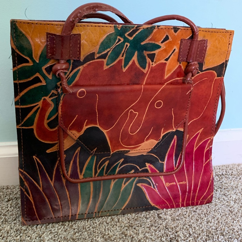 🌸 vintage leather purse